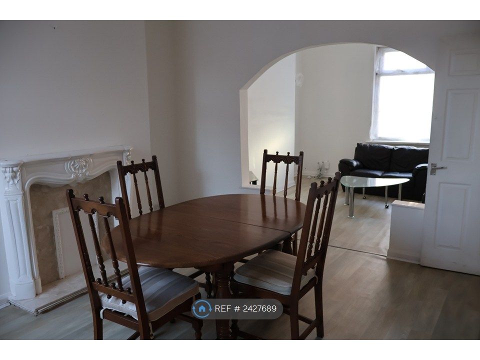 Property photo 1 of 1
