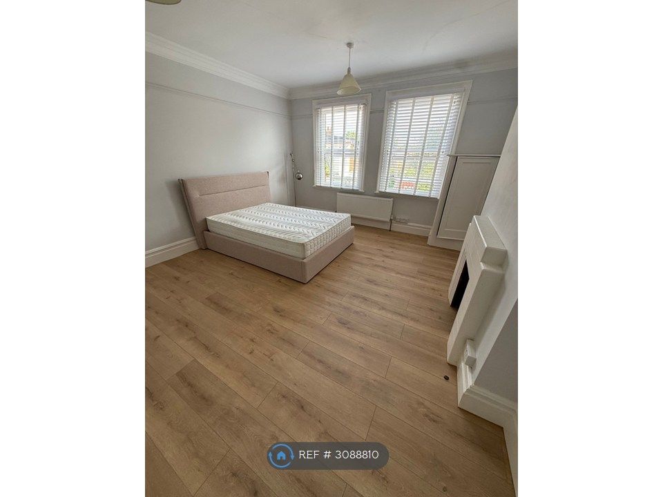 Property photo 2 of 4