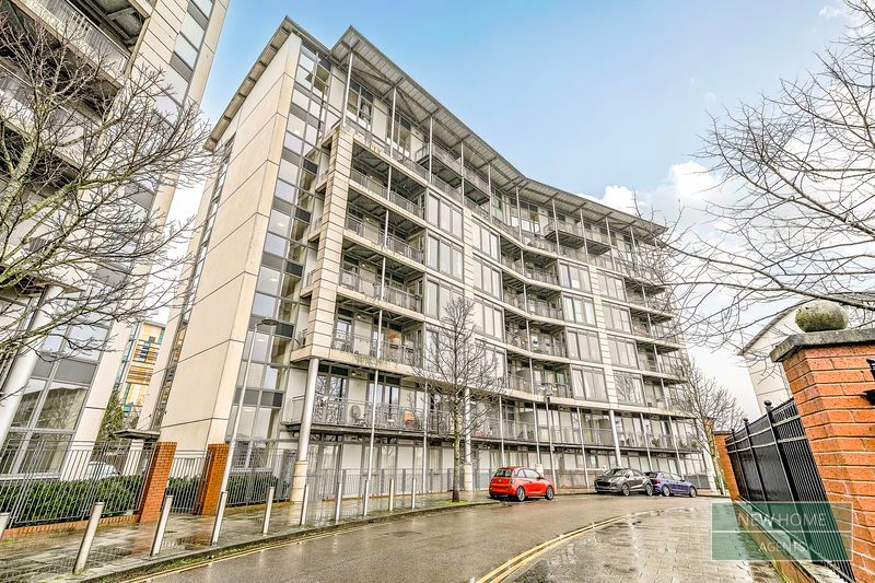 Property photo 1 of 13 Photo 12