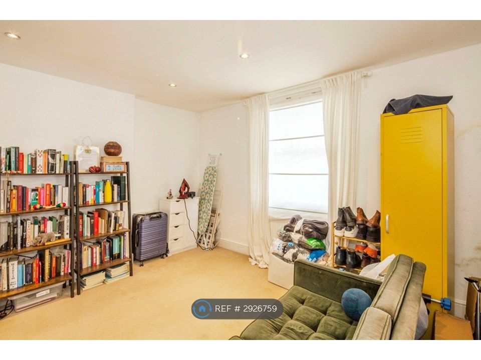 Property photo 3 of 20
