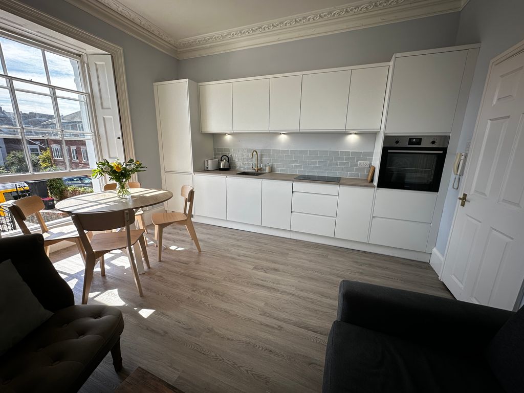 Property photo 1 of 9 Kitchen