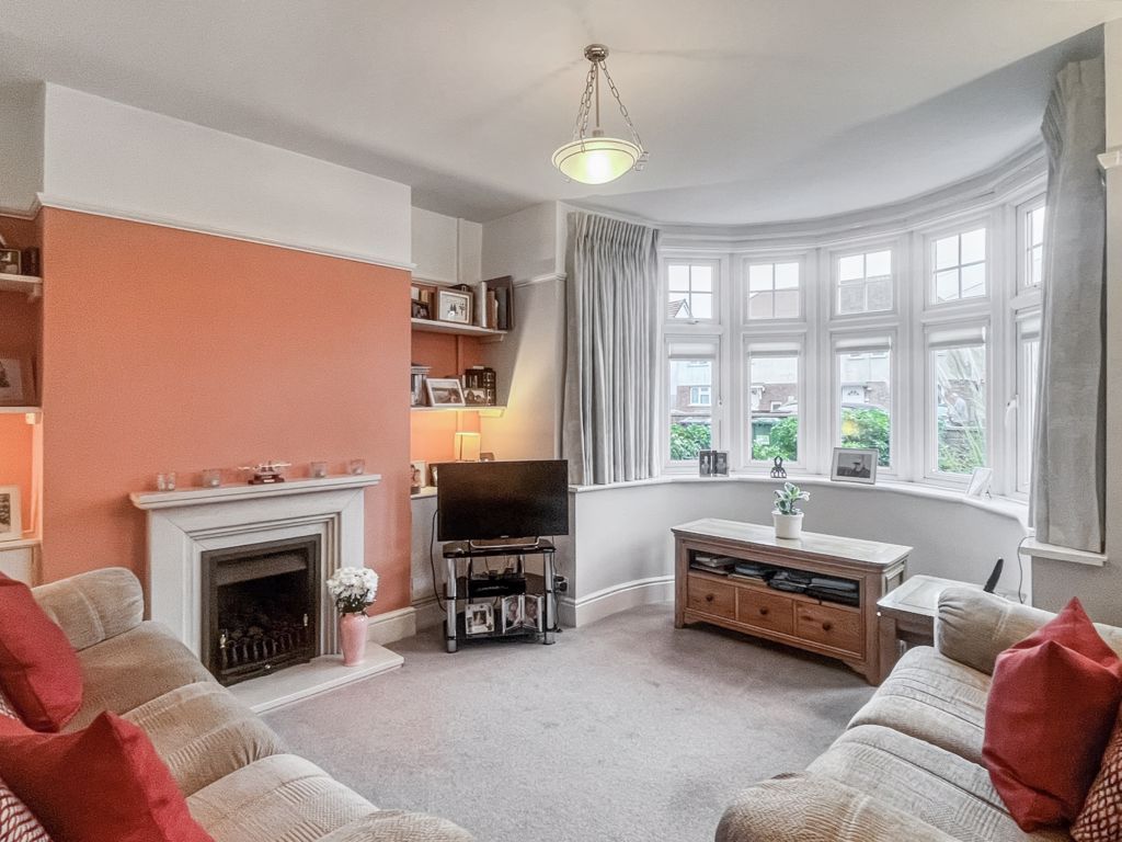 Property photo 2 of 15 Photo 4