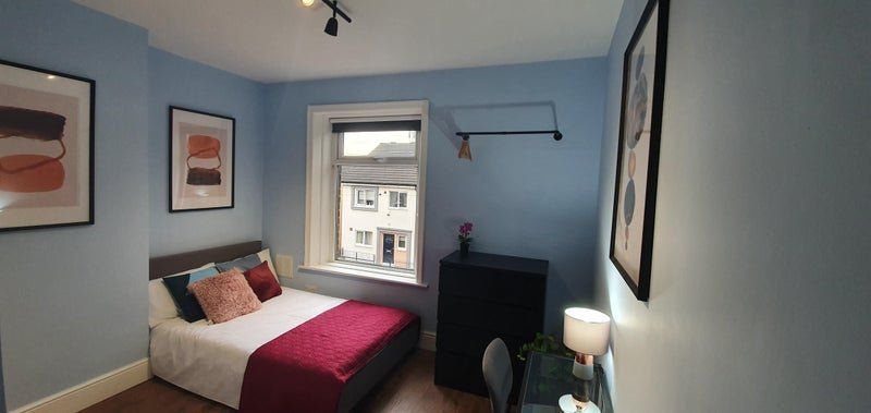 Property photo 1 of 3