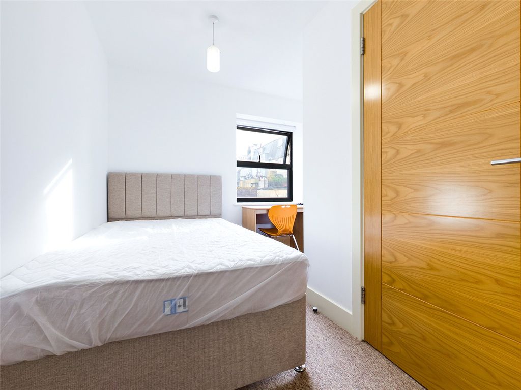 Property photo 1 of 7 Studio Room