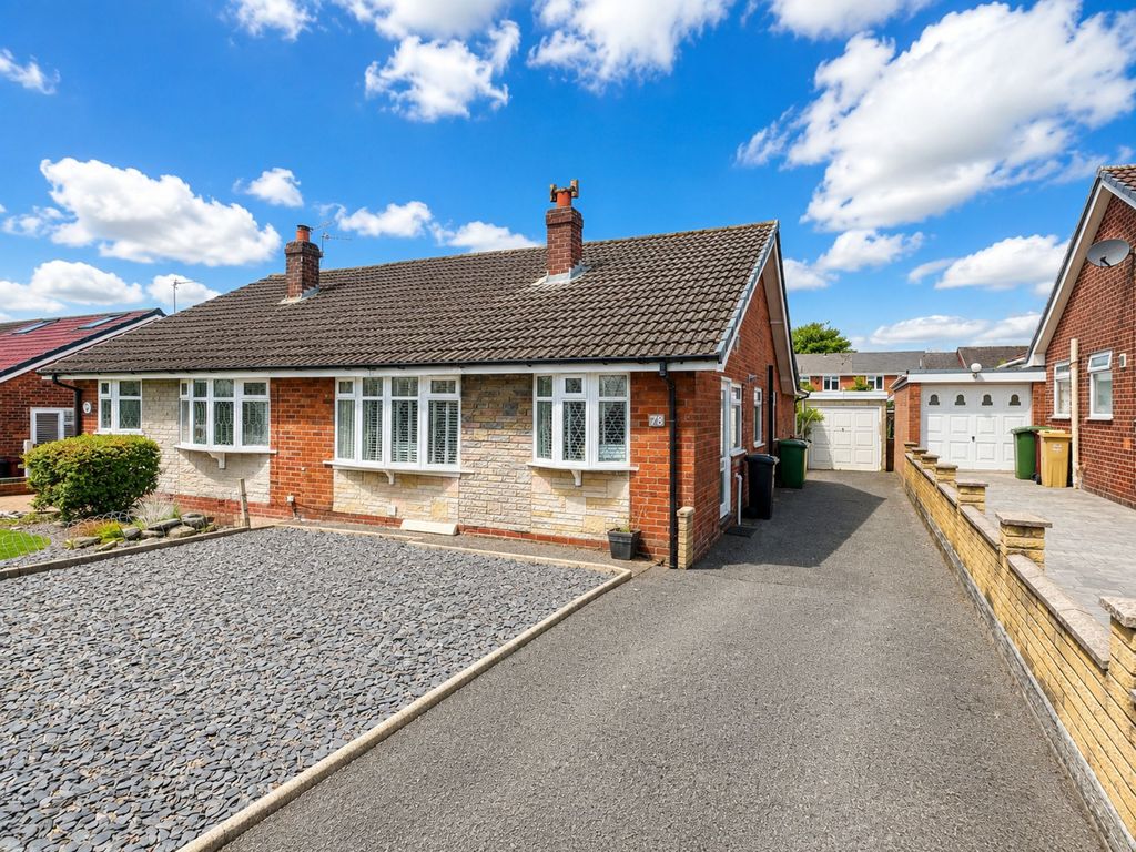 Property photo 1 of 12 External