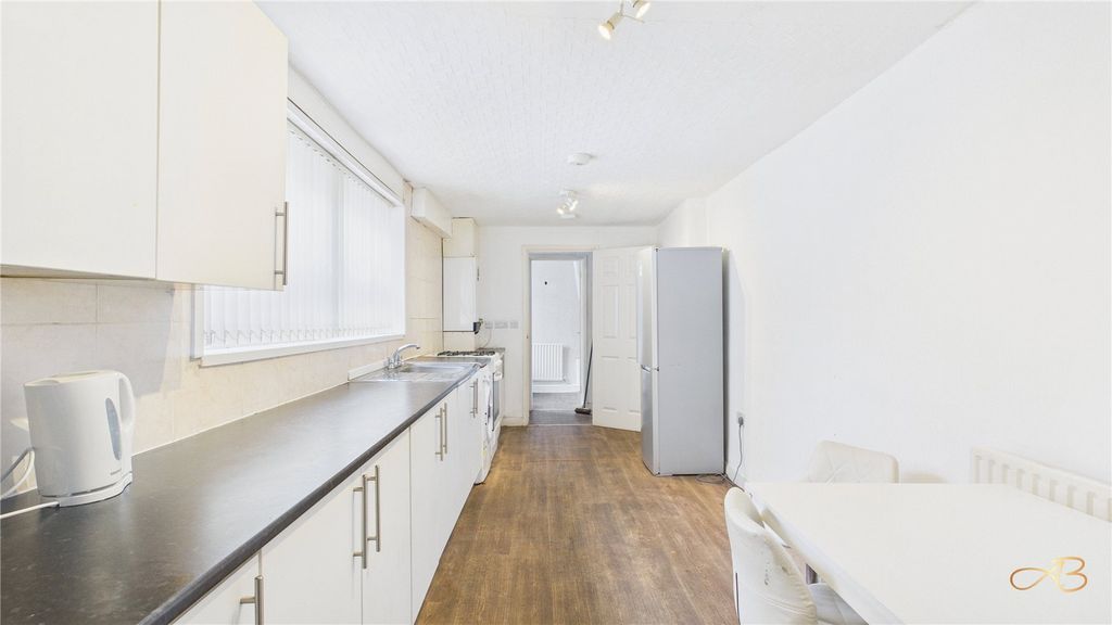 Property photo 2 of 7 Picture No. 07