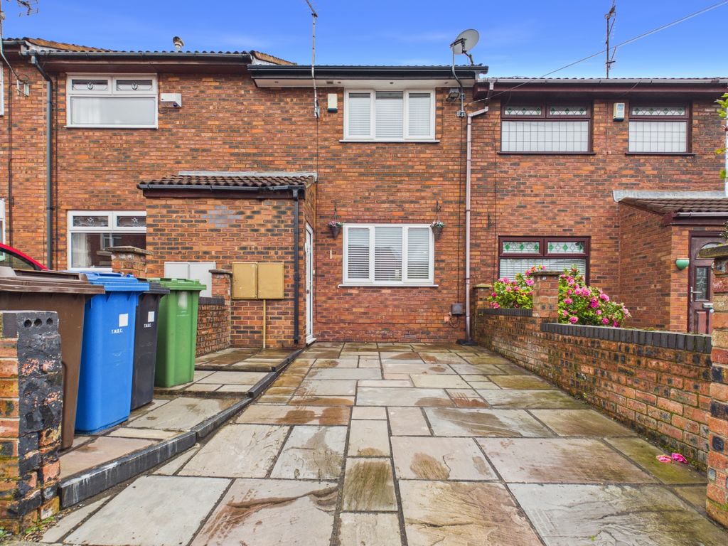 Property photo 1 of 16 Cam03729G0-Pr0280-Still018