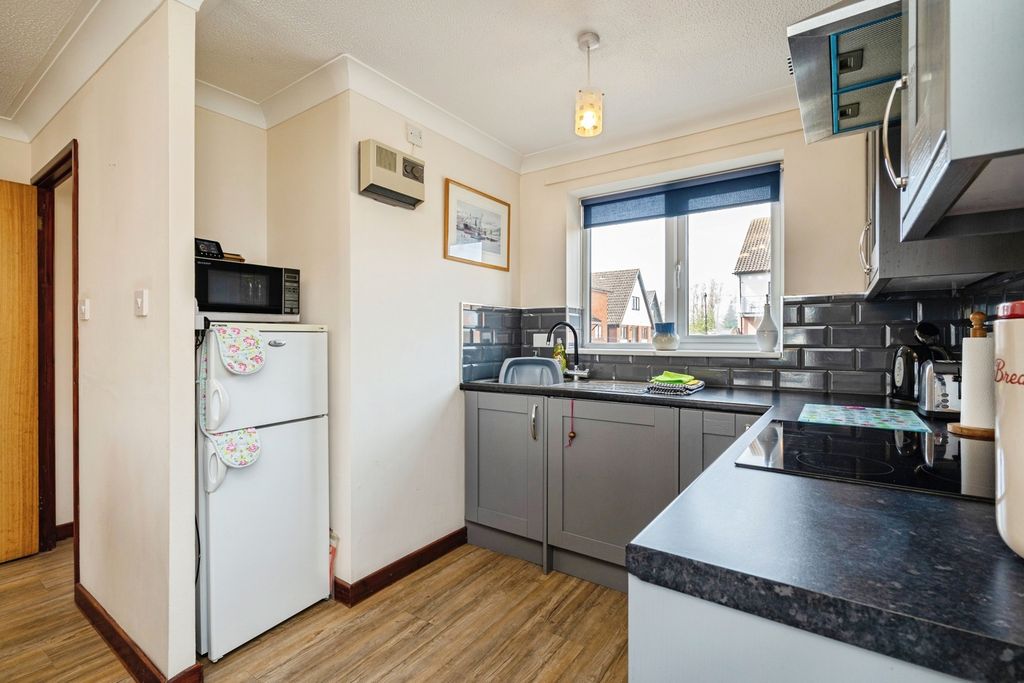 Property photo 3 of 19 Pbox-Img.Jpg