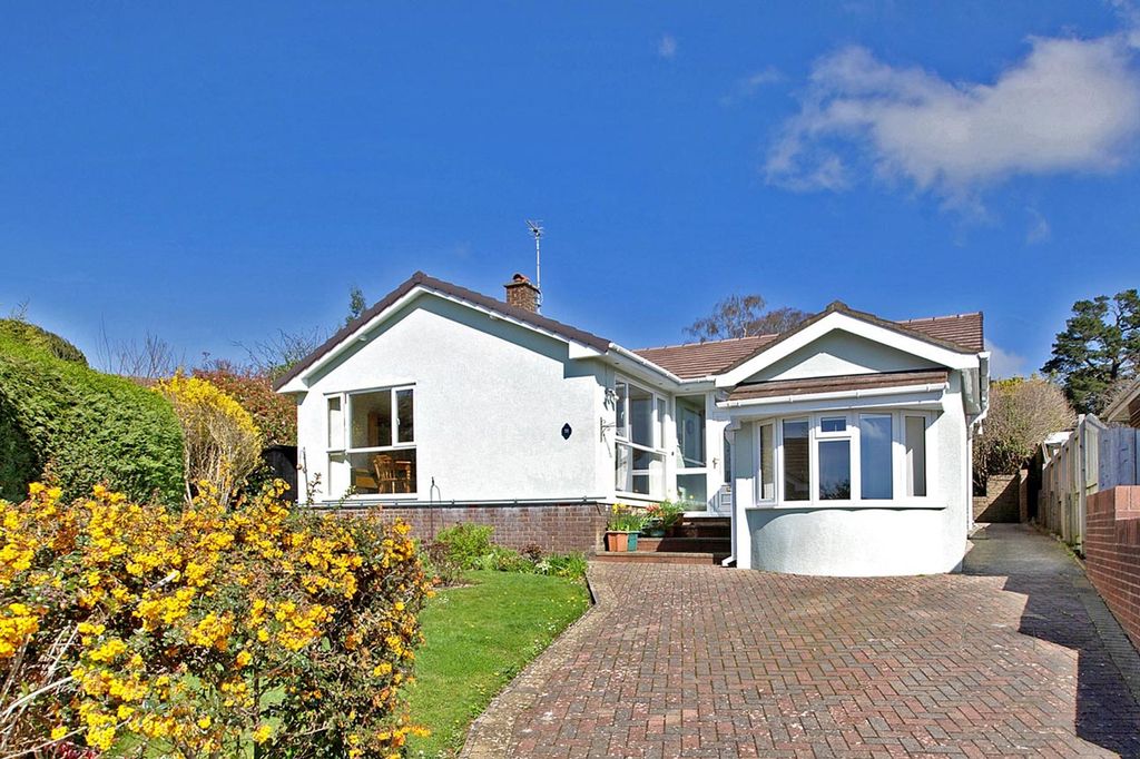 Property photo 1 of 25