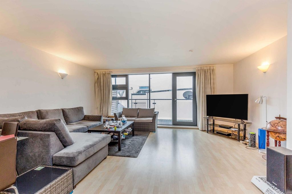 Property photo 3 of 8 Living Room