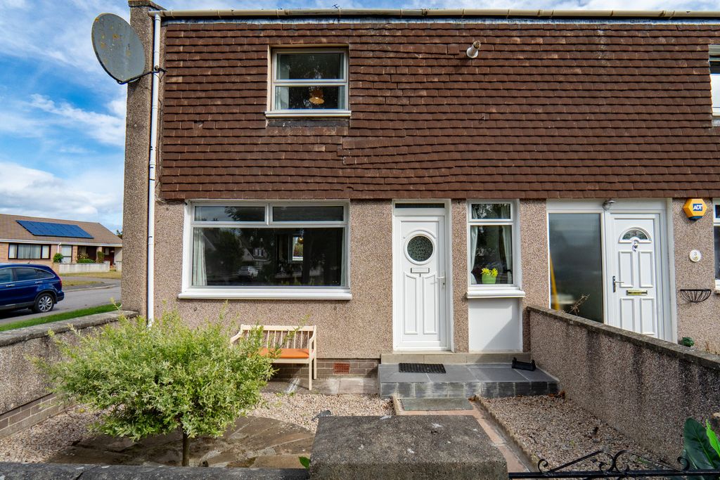 Property photo 1 of 26