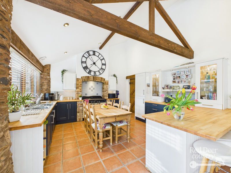 Property photo 2 of 23 Kitchen/Dining Room