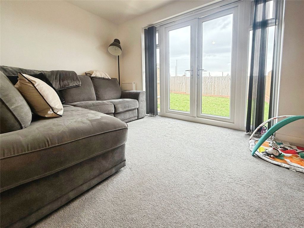 Property photo 3 of 13 Picture No. 06