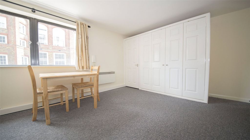 Property photo 3 of 9 Picture No. 10