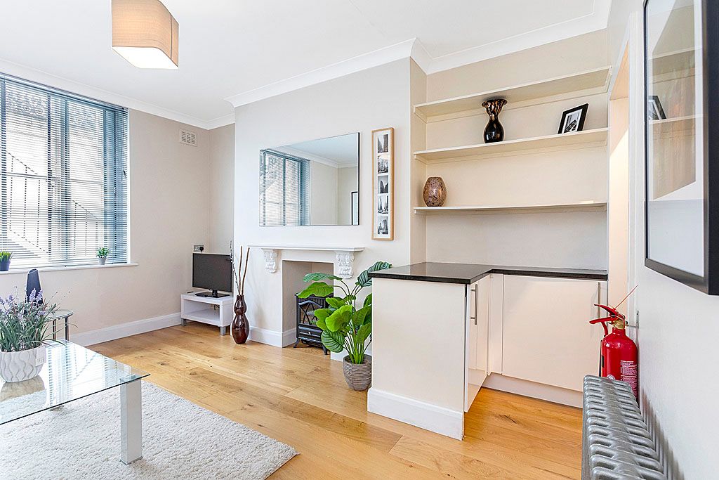 Property photo 3 of 12