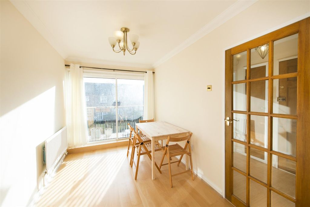 Property photo 2 of 9 P (3).Jpg