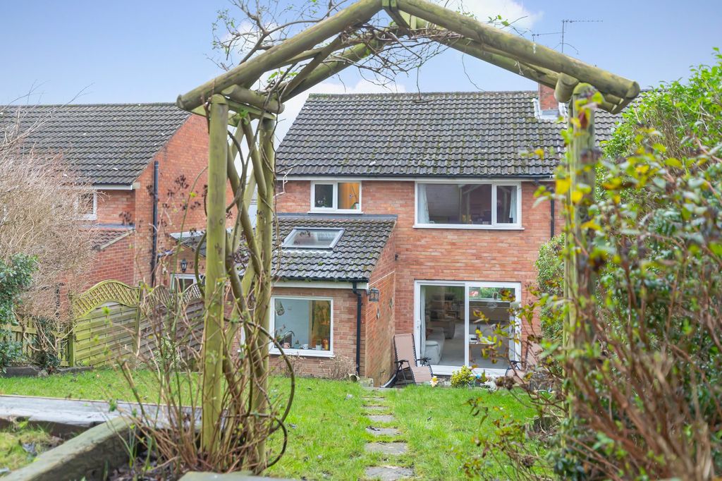 Property photo 1 of 20 Picture No. 27