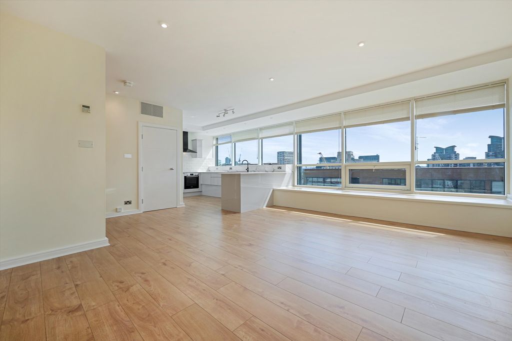 Property photo 1 of 11 Image
