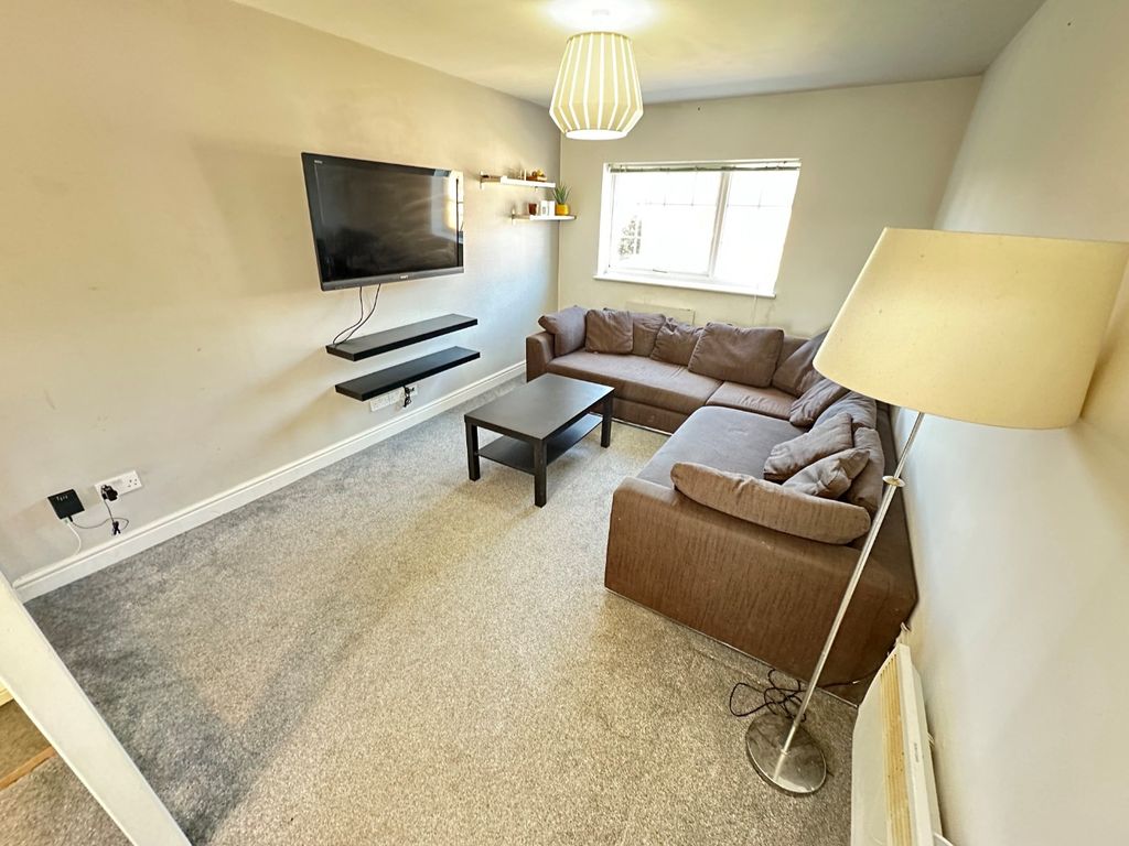 Property photo 3 of 11 2404054