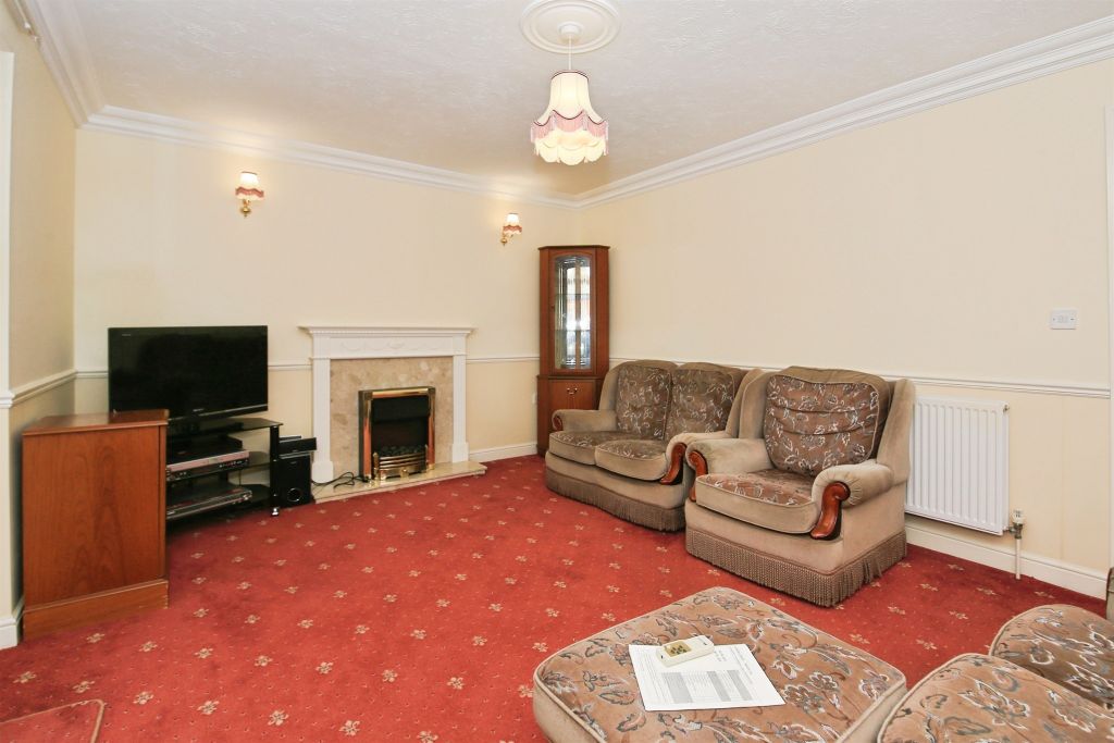 Property photo 3 of 14