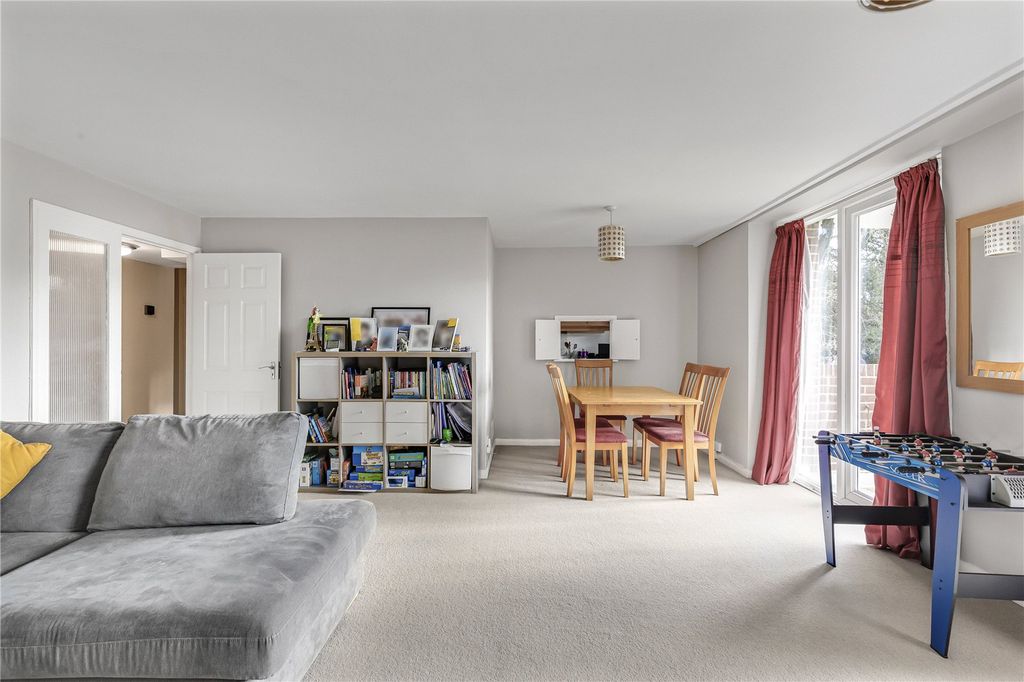 Property photo 3 of 10 Reception Room