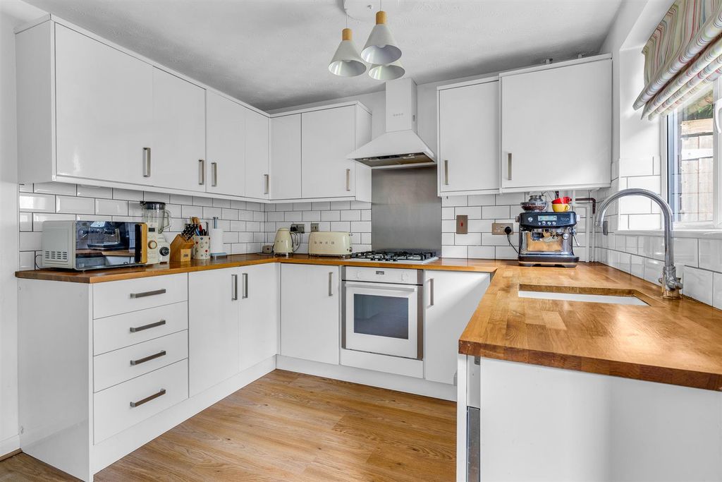 Property photo 3 of 16 Internal-6.Jpg