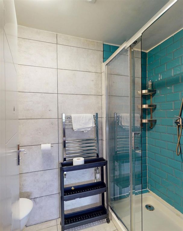 Property photo 3 of 13 68A8413175Eff877B325c870_733d1d5Eb1E873Ed189944c2B