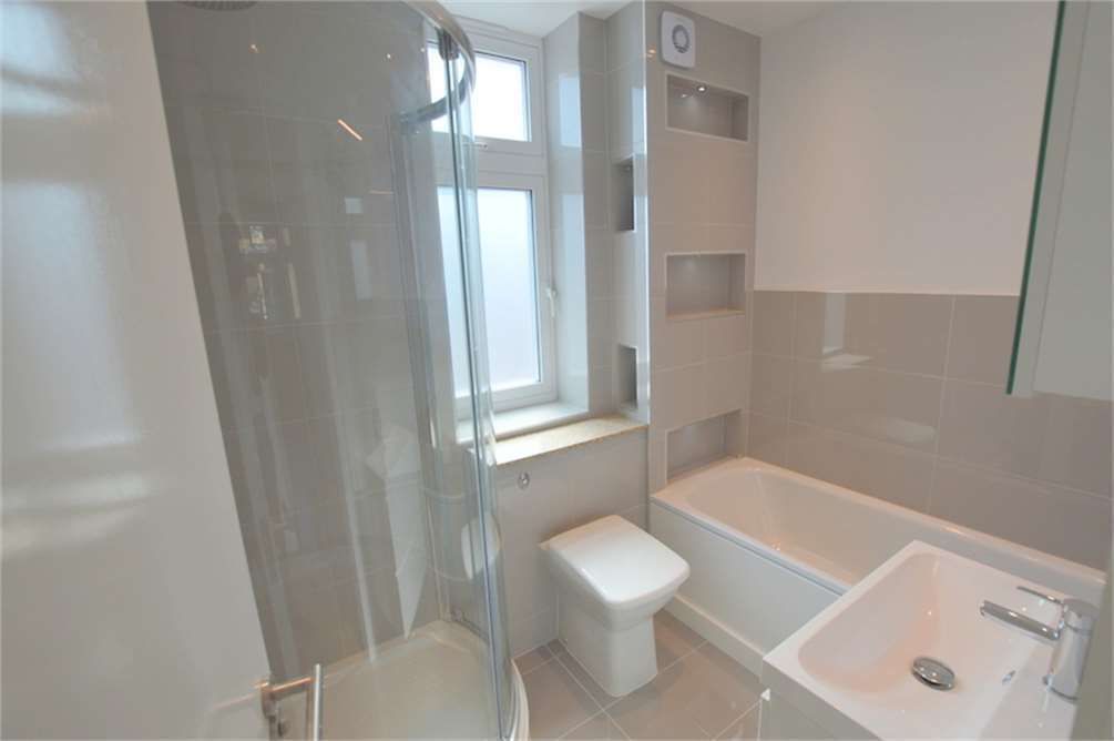 Property photo 2 of 7 Bathroom