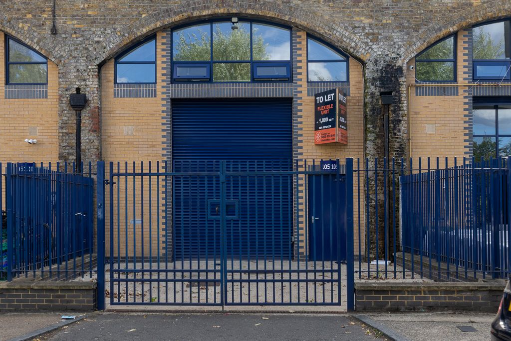 Property photo 1 of 3 Flexible Property Space