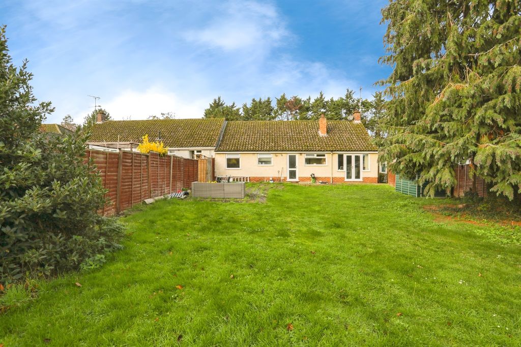 Property photo 2 of 14