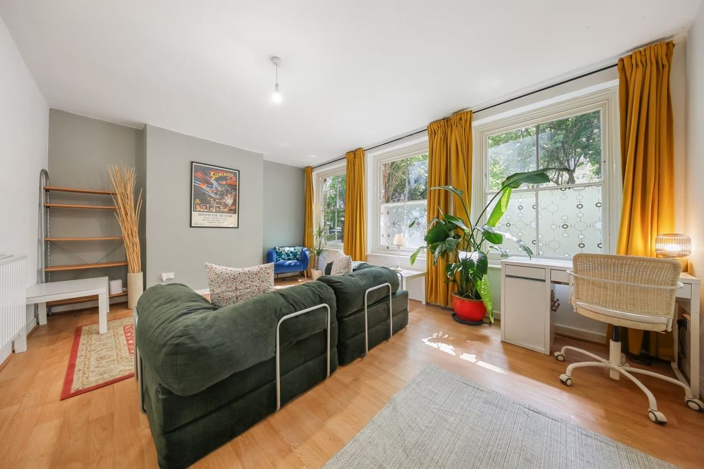 Property photo 2 of 9