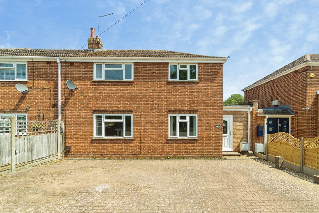 Property photo 2 of 23