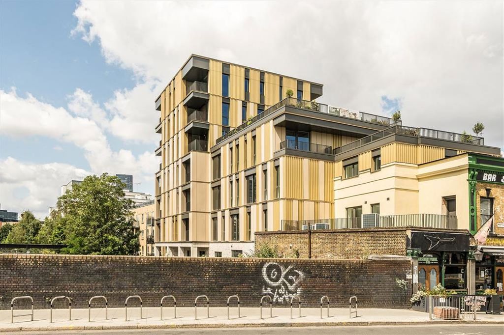 Property photo 1 of 8