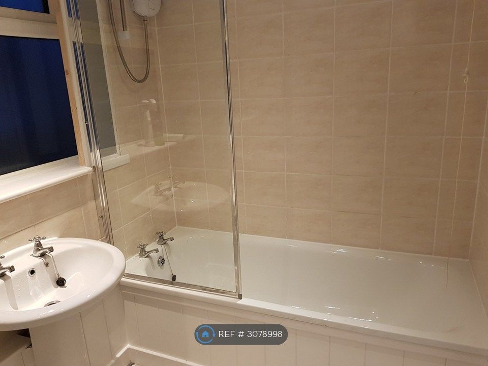 Property photo 2 of 3