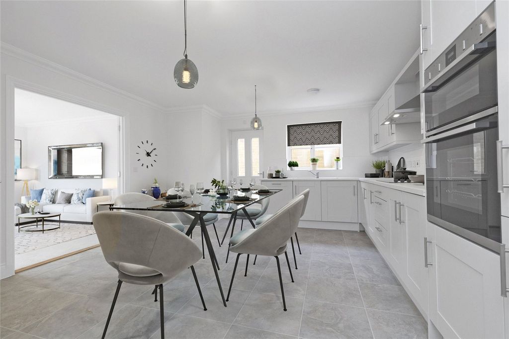 Property photo 2 of 14 Picture No. 16