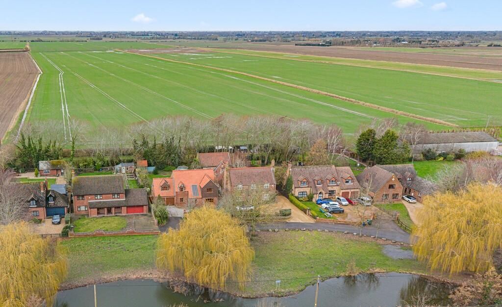 Property photo 2 of 26 Photo 2