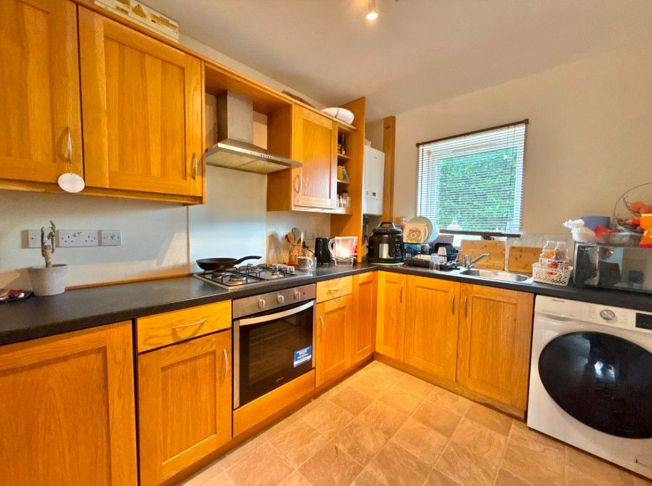 Property photo 2 of 9