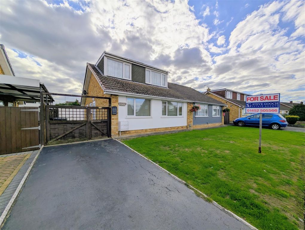 Property photo 1 of 11
