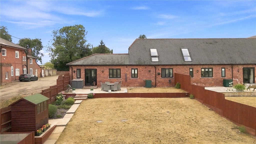 Property photo 1 of 20 Picture No. 21