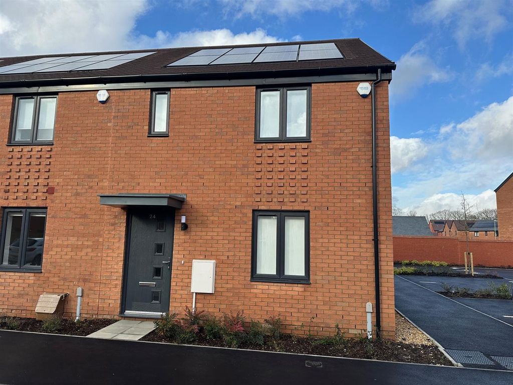 Property photo 1 of 9 24 Lapwing.Jpg