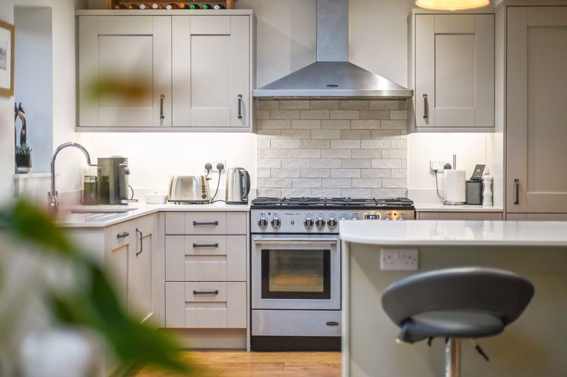 Property photo 2 of 28 Photo 1