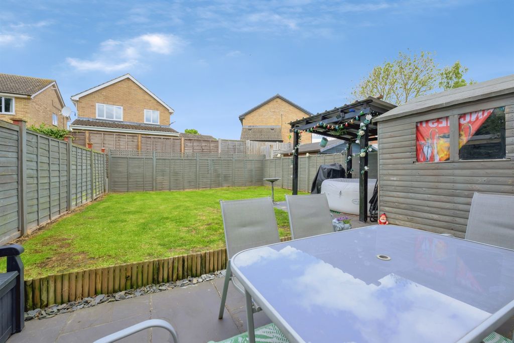 Additional image 13 of 3 bed semi-detached house for saleCromwell Way, Sawtry, Huntingdon PE28