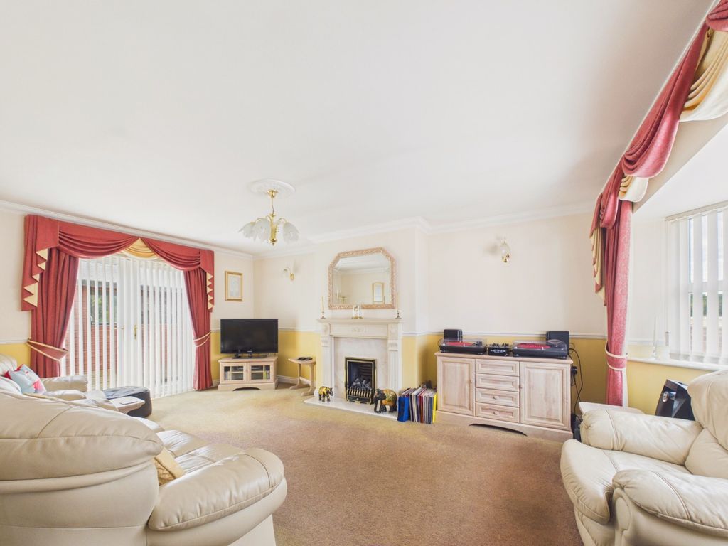 Property photo 3 of 15 5336386