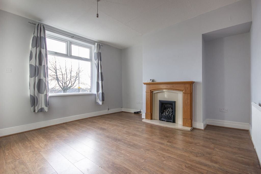 Property photo 1 of 13 2