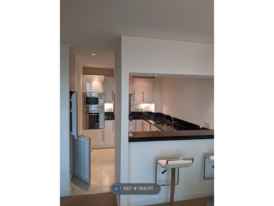 Property photo 3 of 25