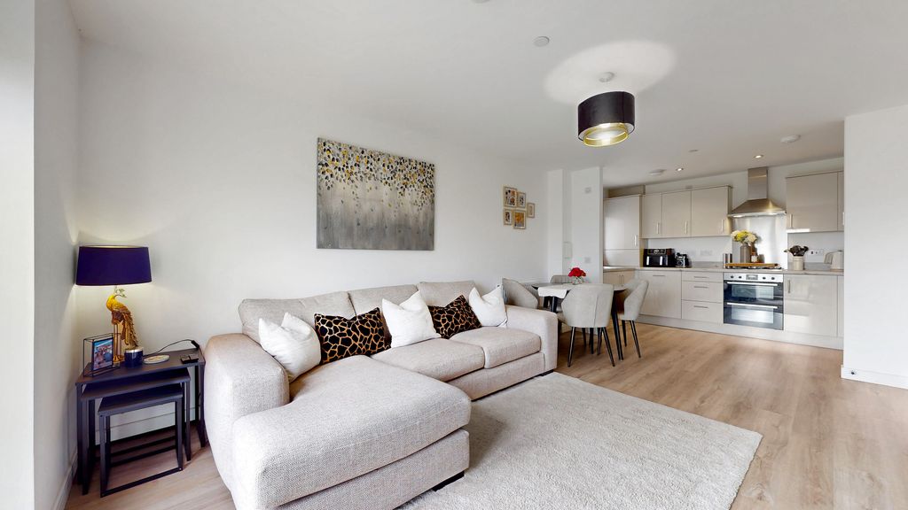Property photo 3 of 25 24-Print-27 Kilmartin Gardens Flat 1.3_17