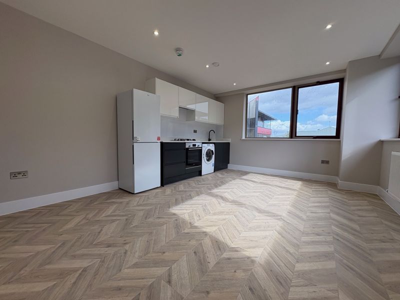 Property photo 2 of 6 Photo 5