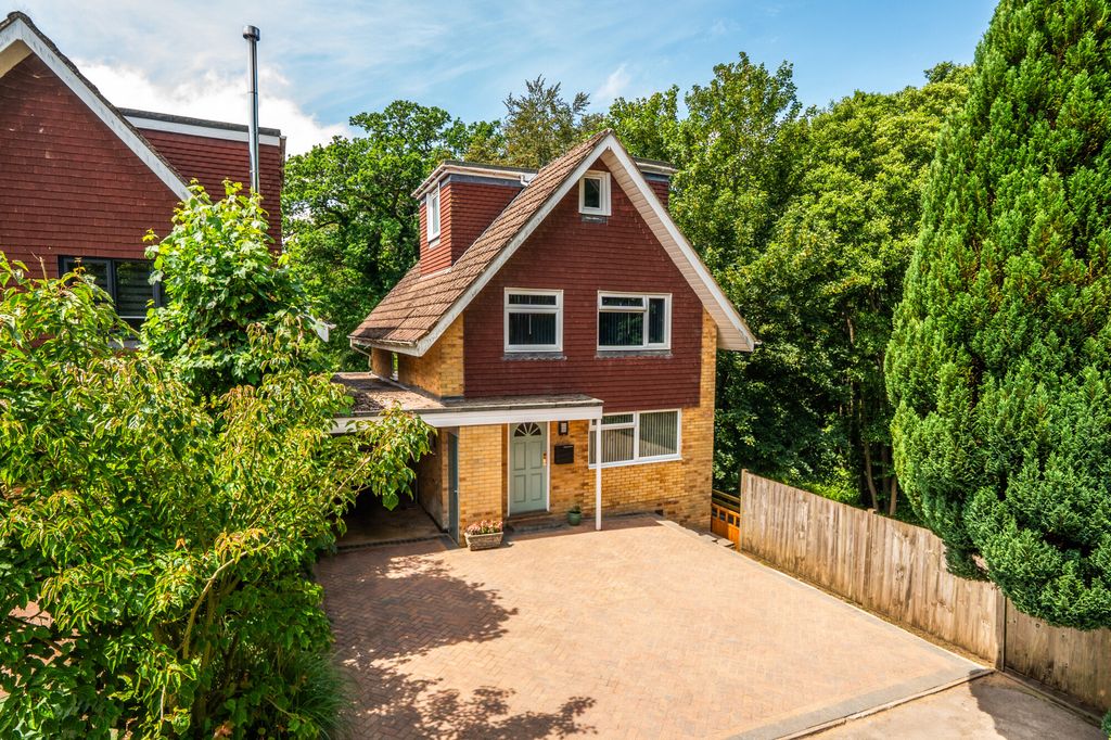 Property photo 1 of 15 1