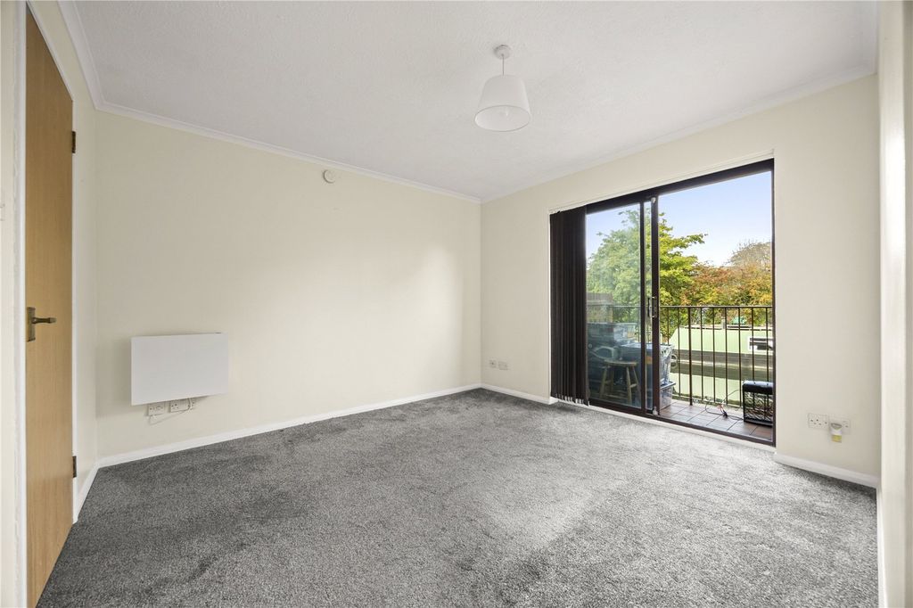 Property photo 2 of 13 Picture No. 02