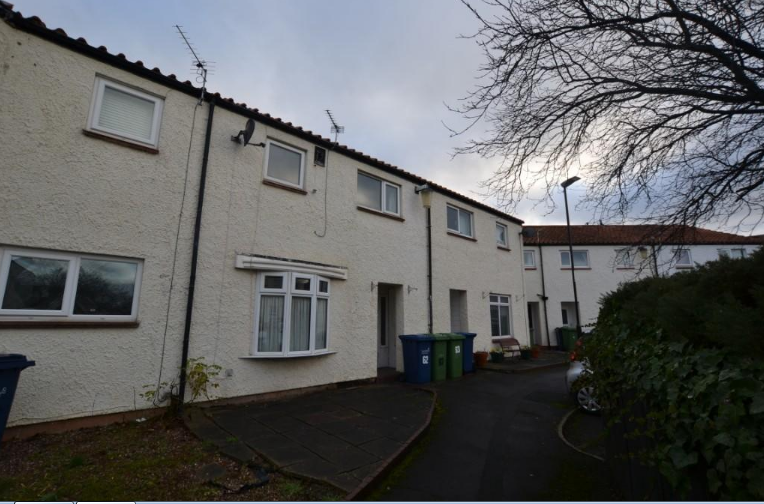 Property photo 1 of 8